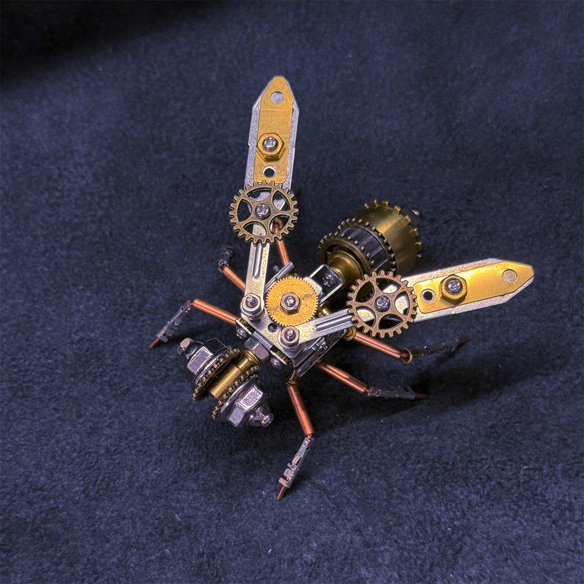 Metal Puzzle Steampunk Mechanical Bee Animal Assembly Model Kit (127PCS)