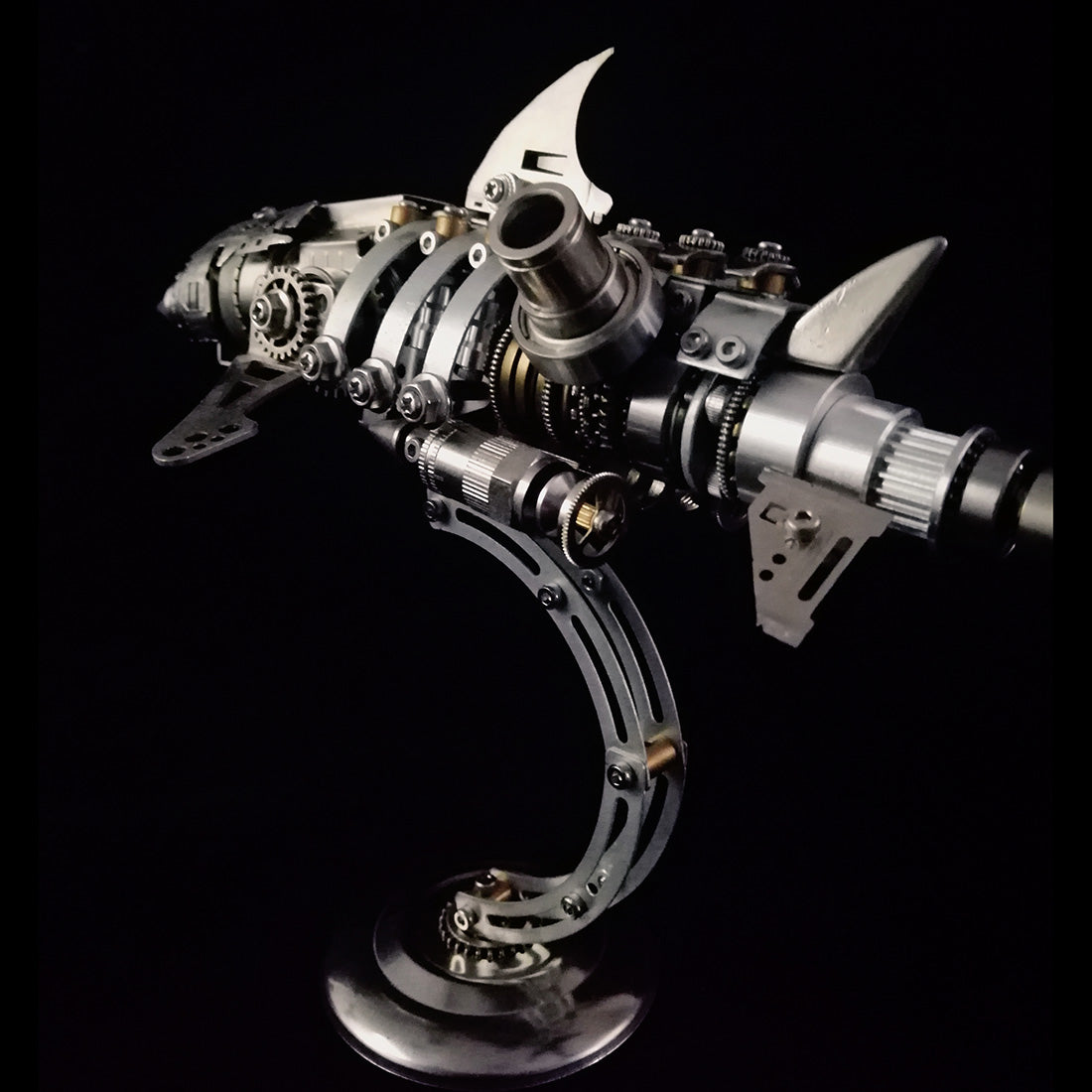 3D Metal Shark Assembly Model Kit 209PCS DIY Mechanical Great White Shark Puzzle Stainless Steel Alloy Desk Ornament VICTMAX