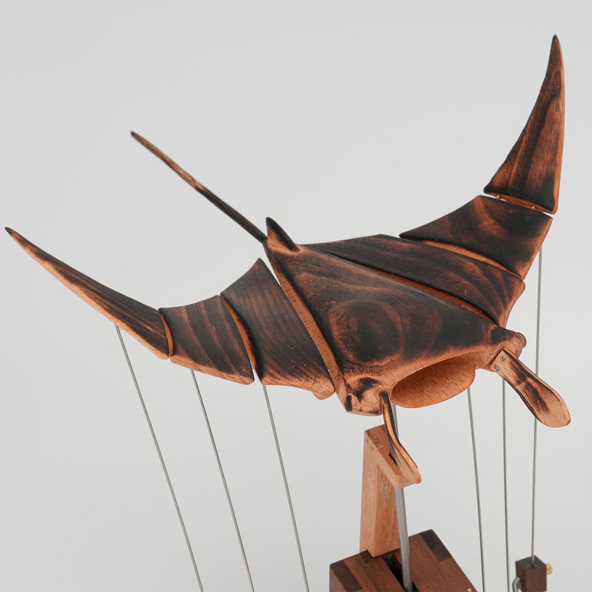 Wooden Manta Ray Bionic Marine Biological Dynamic Model, Desktop Relaxation Decor - VICTMAX