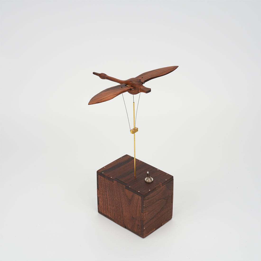 Mechanical Wooden Flying Swan Music Box Bionic Marine Biological Dynamic Model - VICTMAX