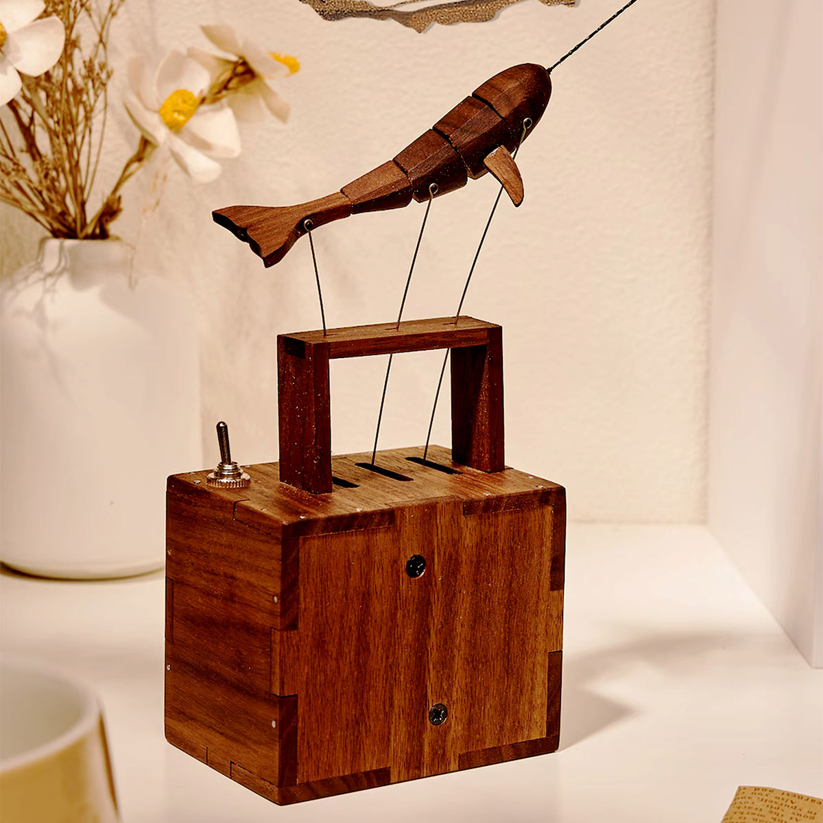 Mechanical Wooden Whale Bionic Marine Biological Dynamic Model, Desktop Relaxation Decor - VICTMAX