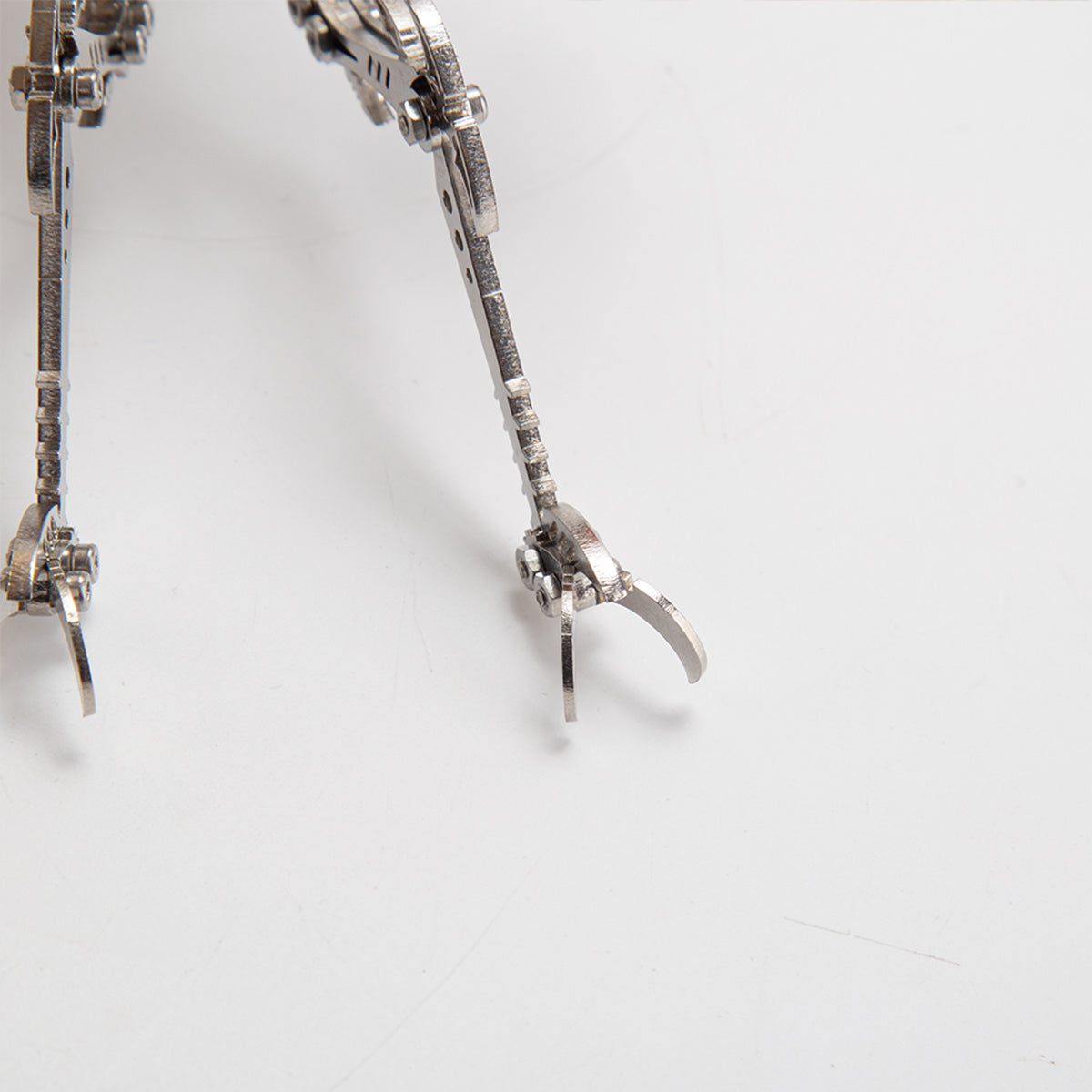 DIY Metal Wasp Model Kit 420+PCS Mechanical Insect Sculpture Steampunk Desk Decor Collectible VICTMAX