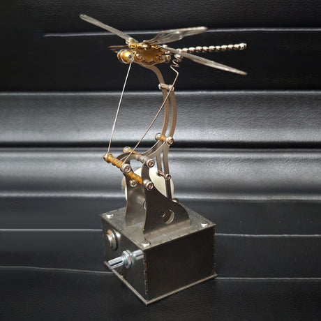Mechanical Dragonfly Model with Flapping Wings Dynamic Metal Sculpture - VICTMAX