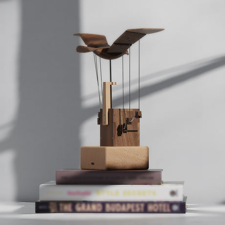 Wooden Bionic Bald Eagle Automaton with Dynamic Flapping Wings - VICTMAX