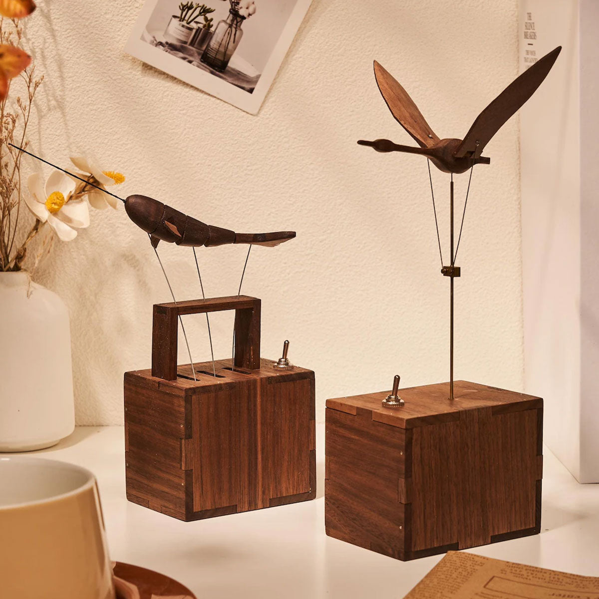 Mechanical Wooden Whale Bionic Marine Biological Dynamic Model, Desktop Relaxation Decor - VICTMAX